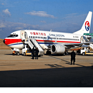 泉州晋江机场托运航空快运业稳步发展的原因是什么？